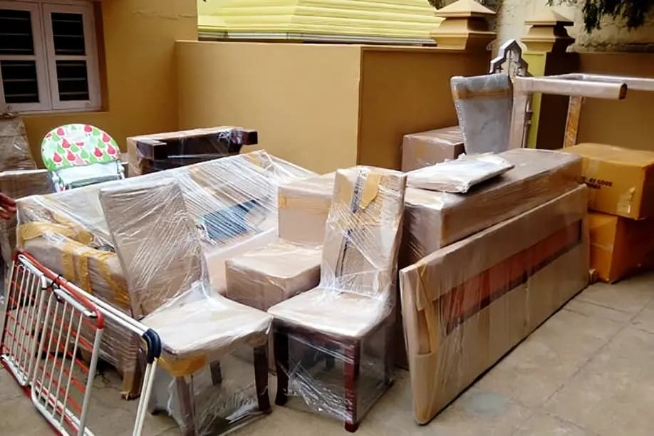 Packing and moving service 30