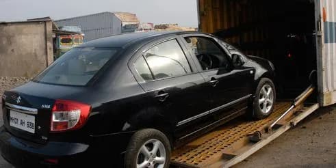 Professional car shifting and vehicle transportation service by Safexpress - 108
