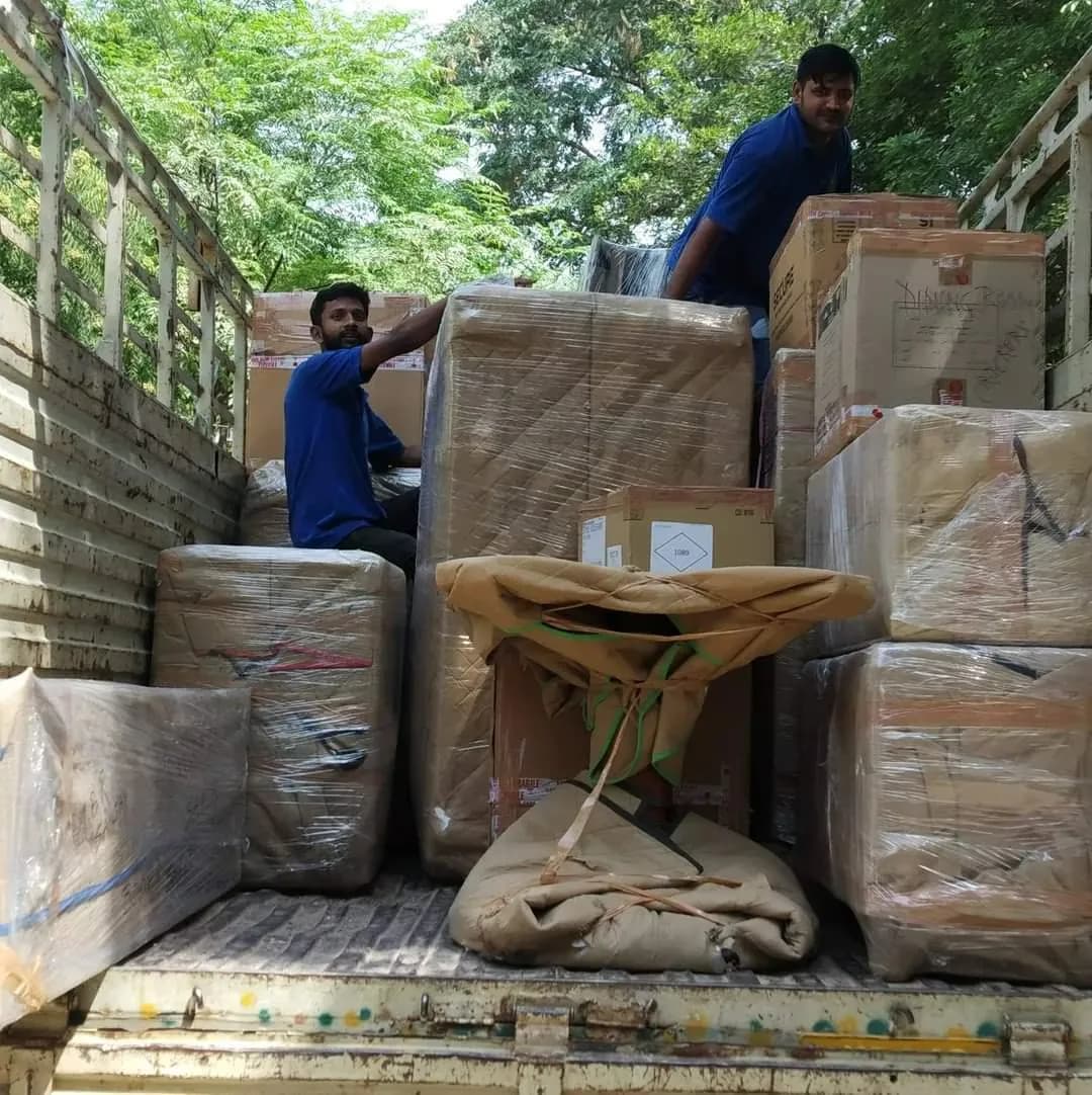 Household goods packing and home shifting service by Safexpress - 40