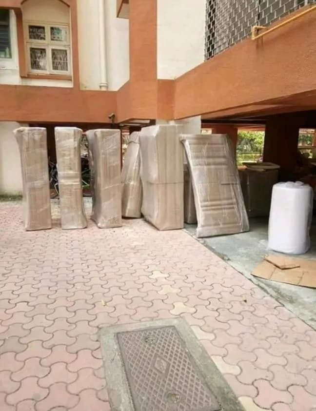 Household goods packing and home shifting service by Safexpress - 54