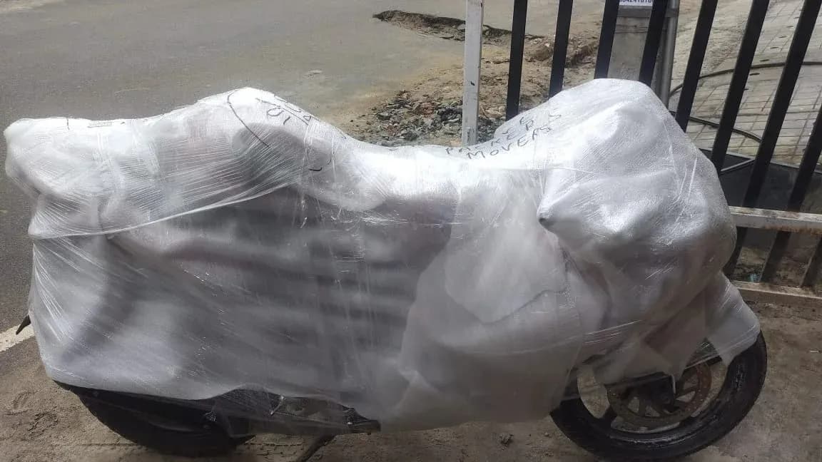 Professional bike shifting and transportation service by Safexpress - 30