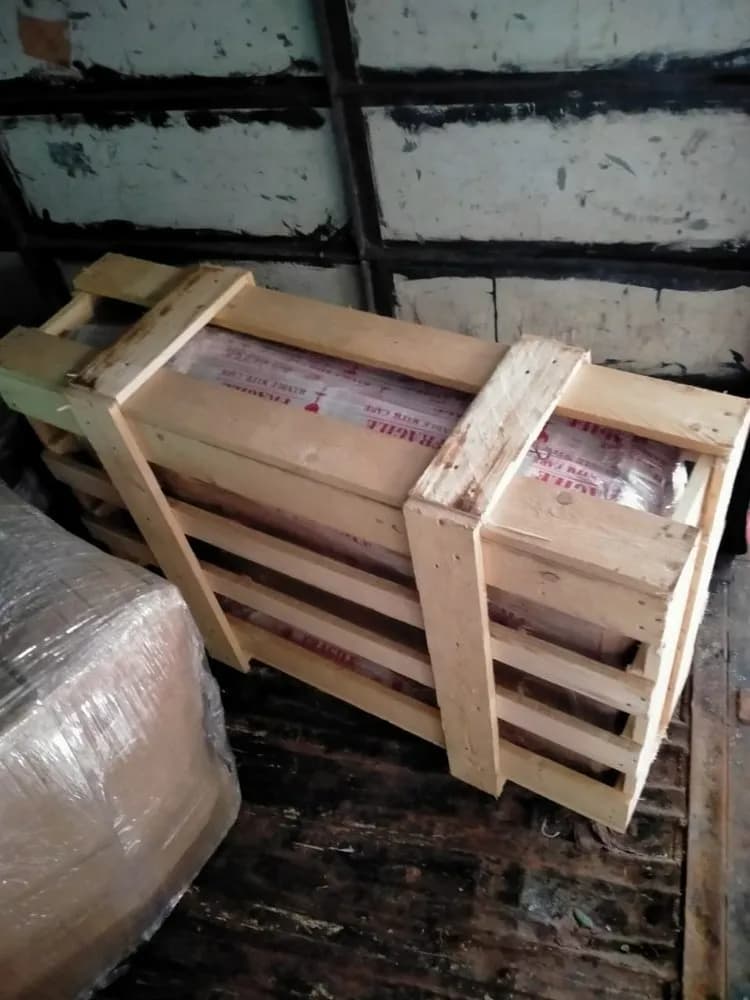 Wooden packing service for safe goods transportation by Safexpress - 71