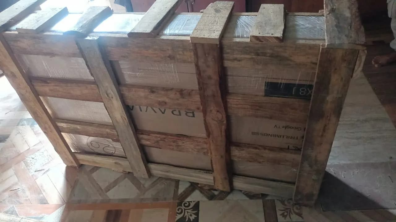 Wooden packing service for safe goods transportation by Safexpress - 75
